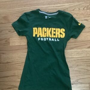 NFL green packers shirt women’s size XS.